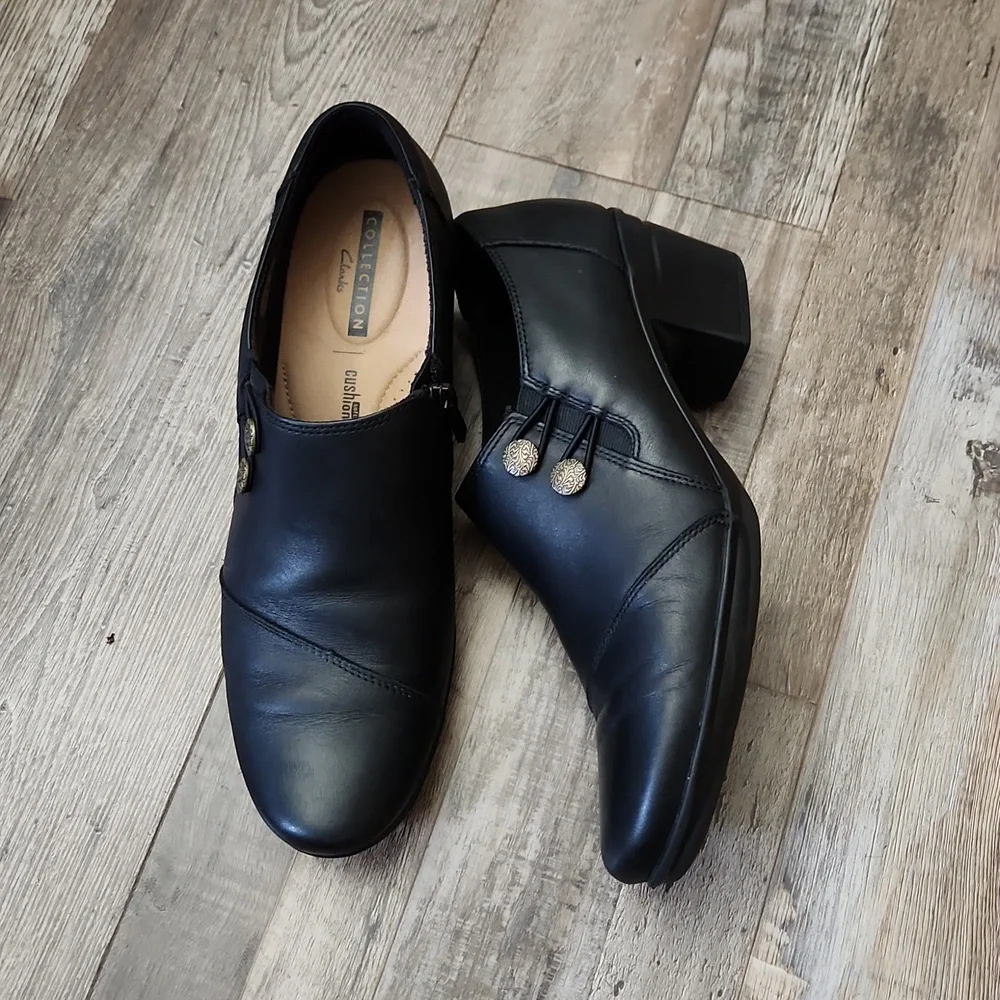 Clarks Originals Womens Emslie Warren Black Slip On Booties Size‎ 11N Neutral